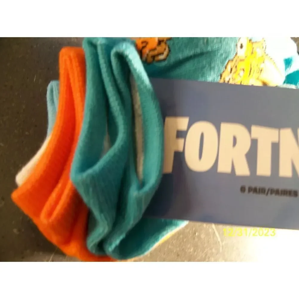Fortnite Socks, Shoe size S (4.5-8.5) Girls No Show Ankle 6pr
